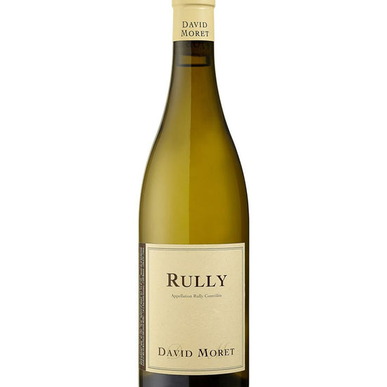 Wine bottle labeled 'Rully' by David Moret on a white background
